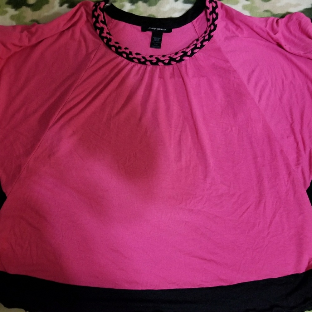 Short sleeve shirt